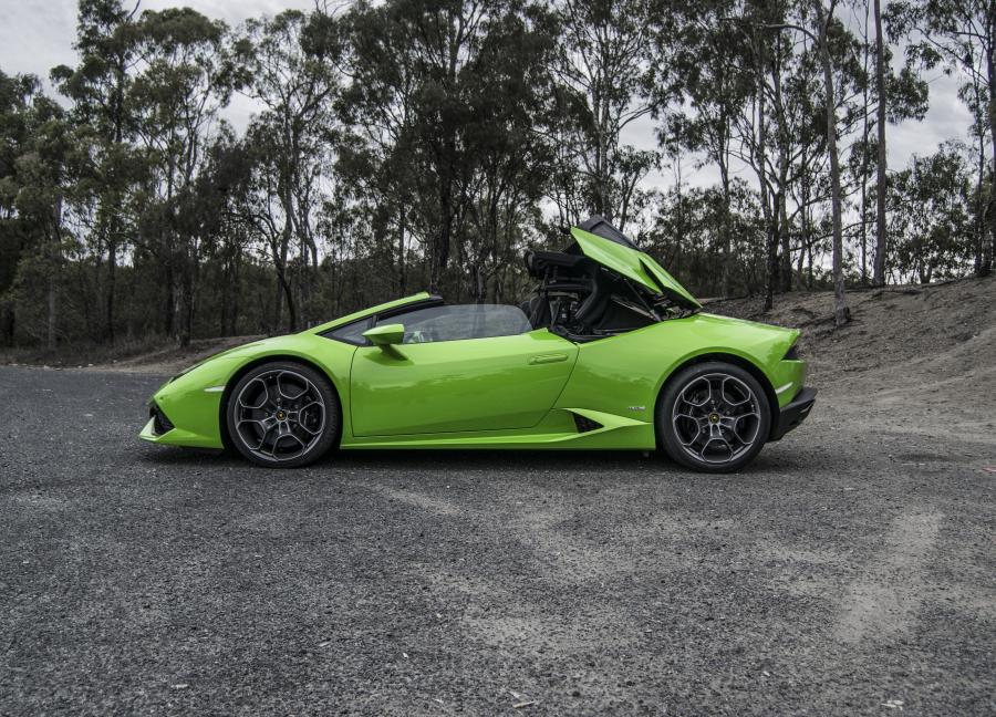  Lamborghini Huracan LP610-4 Spyder 2016 года  (AU) (фото 17 из 19)